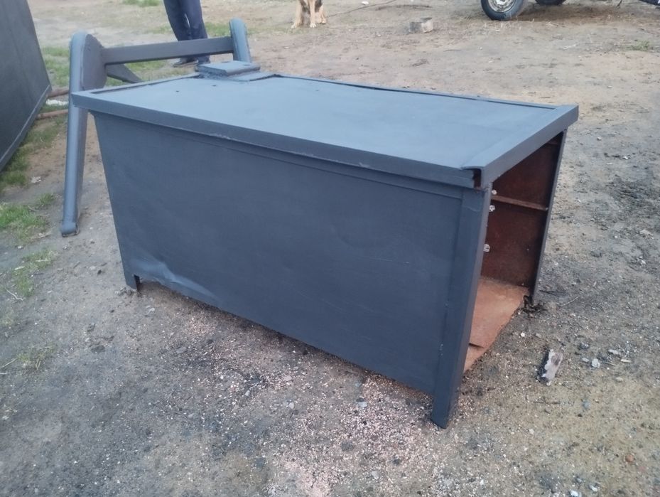 Слесарный стол..