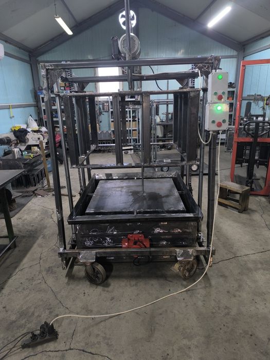 Mașină Presa Tuburi