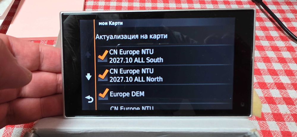 Навигация Garmin Nuvi 3597 LMT с най-новите карти за цяла Европа