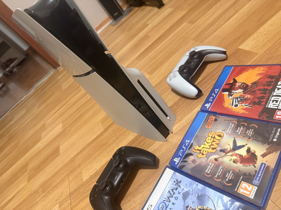 Ps 5 slim 1tb disk +jocuri si cont