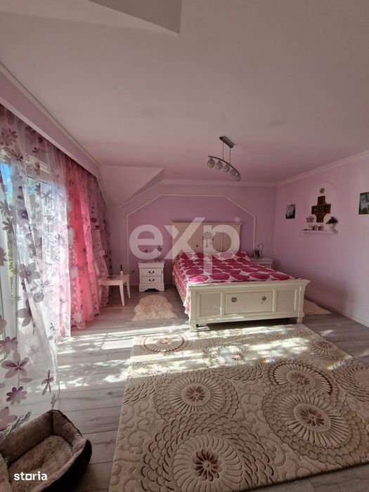 Casa de vanzare  225 mp ,Marginenii de Sus , DB