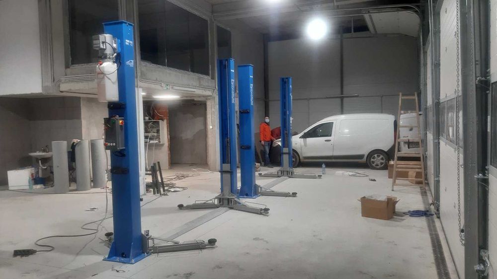 Подемник 4.0t WOLFE Premium line ел.магнитно отключване.ЛИЗИНГ