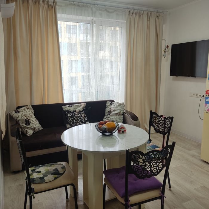 Продам 2  комнатную квартиру