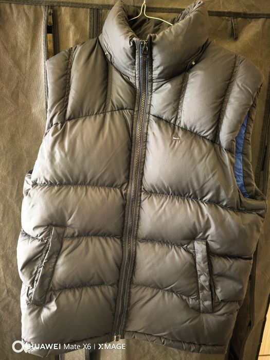 Vesta ORIGINALA  de iarna cu gluga  Tommy Hilfiger