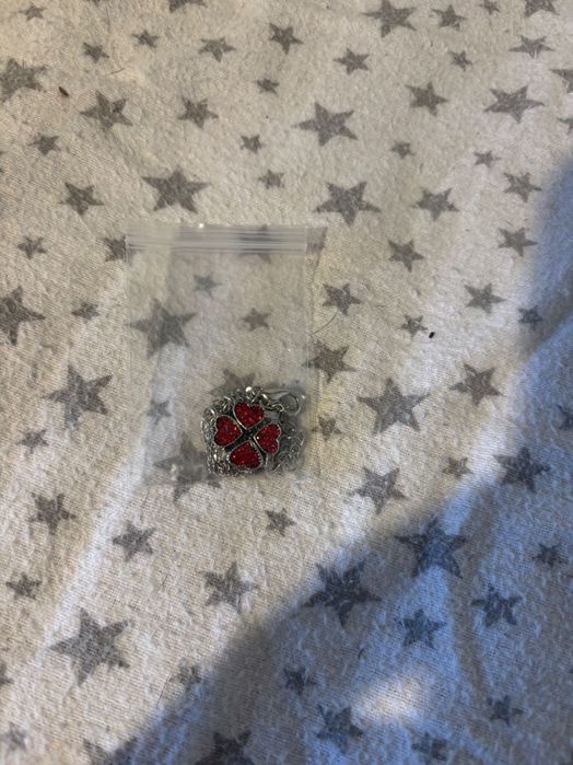 Изискано колие със 2 страни и цвята