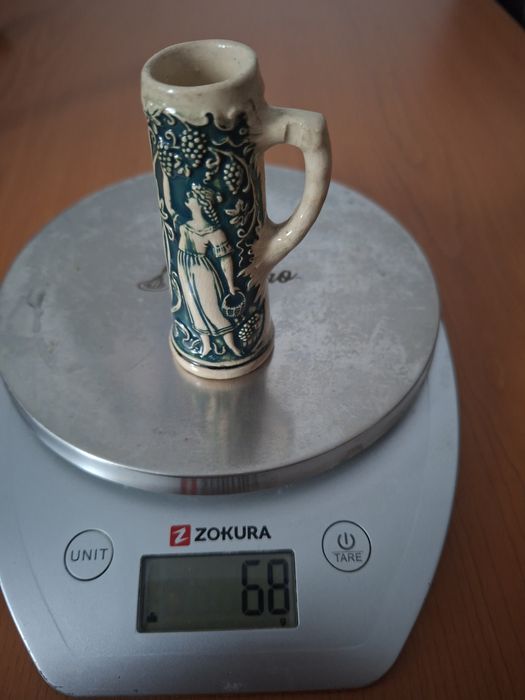 Halbe miniatura ceramice. Toiuri ceramice