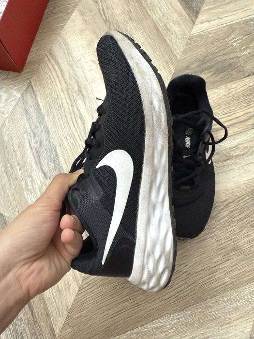 Продам кроссовки Найк