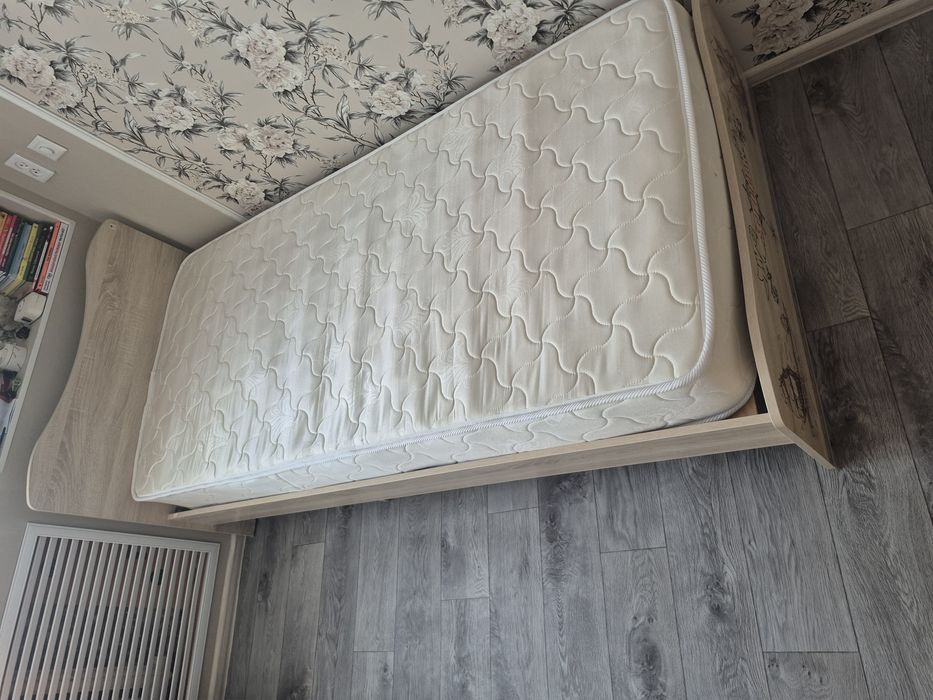 Продается кровать