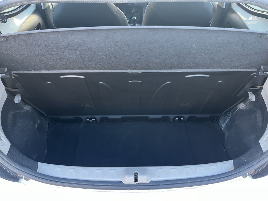 Toyota Aygo pe benzina