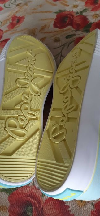 Нови кецове пепе джинс