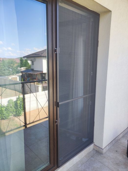 Plase tantari pe balamale București