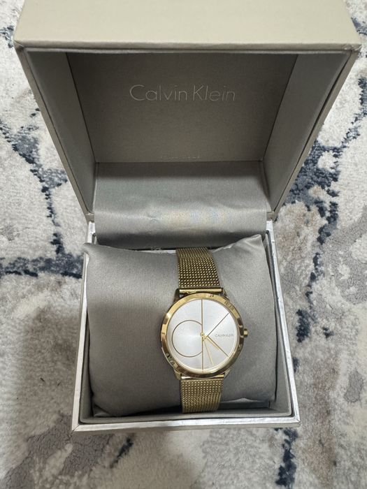 Продаются часы calvin klein