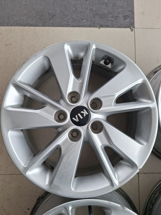 Продам диски. Р16. Оригенал.