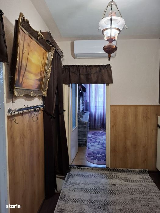 Apartament 3 camere - etaj 1/4 - decomandat - Mircea cel Bătrân - Iași