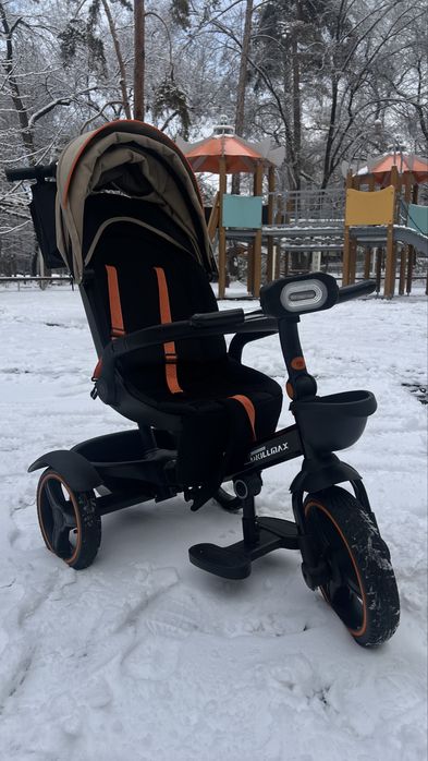 Трехколесный велосипед