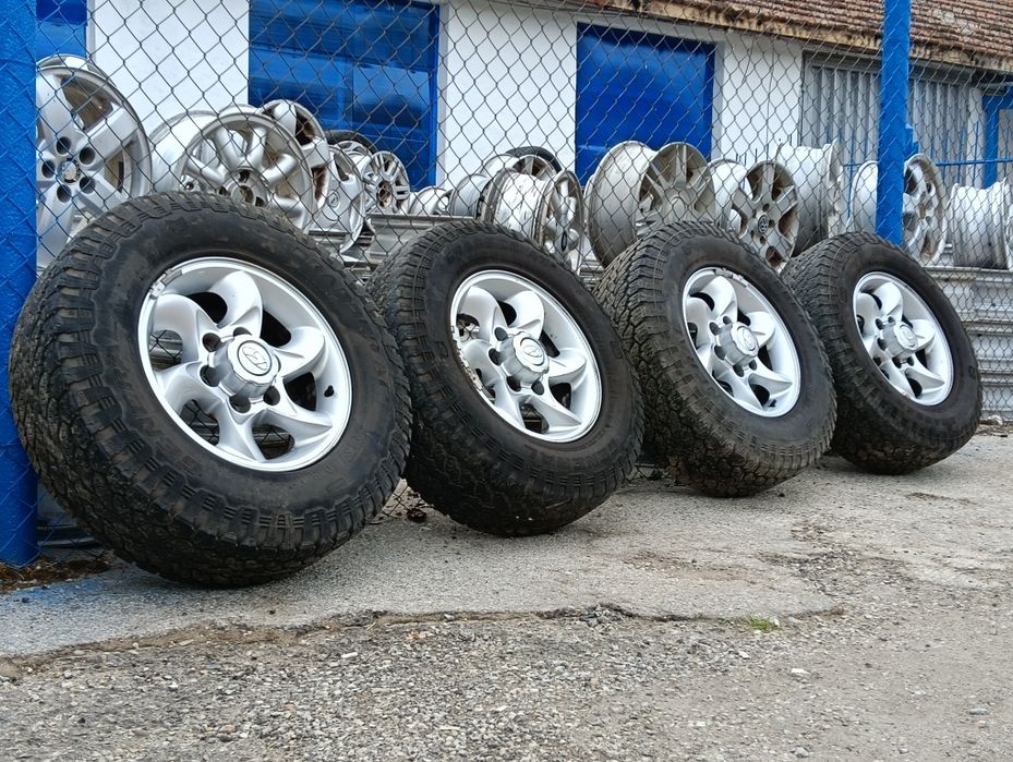 16" джанти Hyundai Terracan 6x139.7 + гуми 245/70R16 Grabber AT3 джип