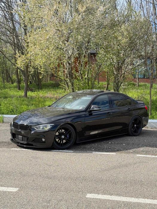 BMW seria 3 F30 2016 3 butoane
