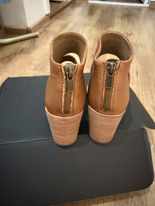 Босоножки (ботильоны) Frye 36,5-37