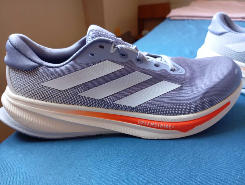 Маратонки Adidas Supernova