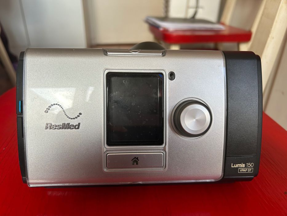 Апарат за сънна апнея ResMed Lumis 150 VPAP ST-пълен комплект