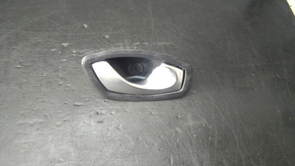 Maner interior dreapta fata renault megane 3 r