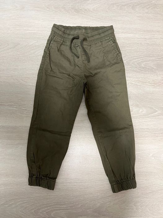 Детски спортно елегантен панталон и дънки