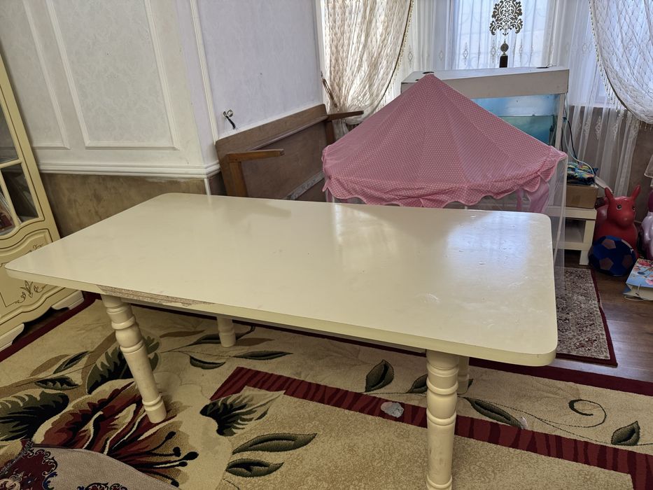 Кухняға стол сатылады