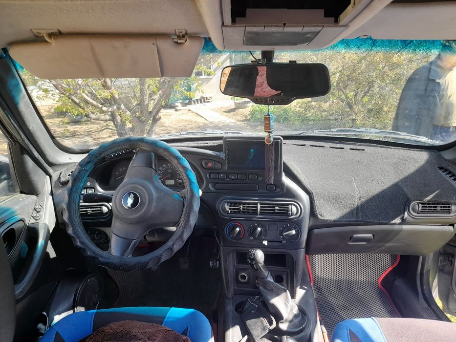 Продам  шевроле ниву.