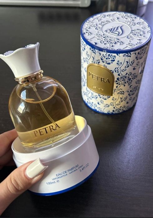Parfum Lattafa-Petra