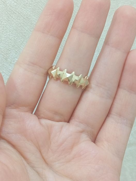 Золотые кольца 585 пробы золота