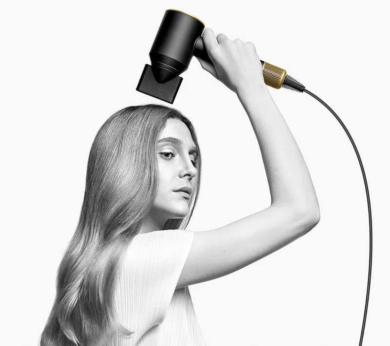 Сешоар Dyson Supersonic HD07 с Пет приставки Черен със златно НОВ
