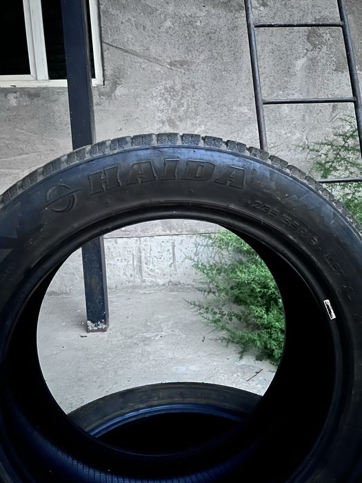 Почти новые Шины Зимние