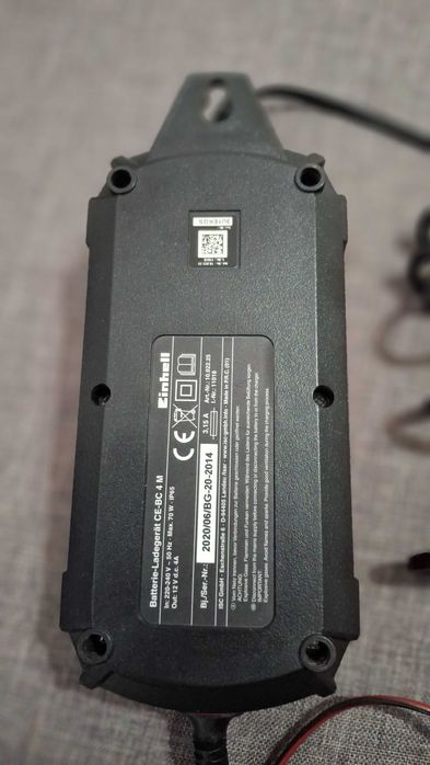 Зарядно за акумулатор Einhell CE-BC 4 M, 12 V