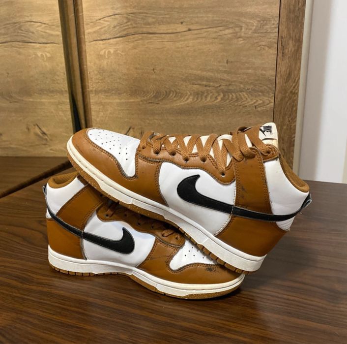 Adidasi Nike Marimea 39 Maro