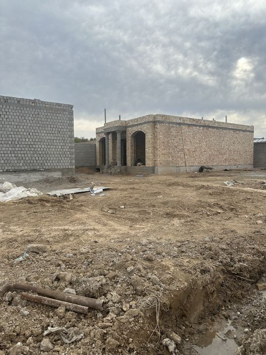 Савзавот Ер сотилади Тошкент туман Савзавот онг қоргон махалла