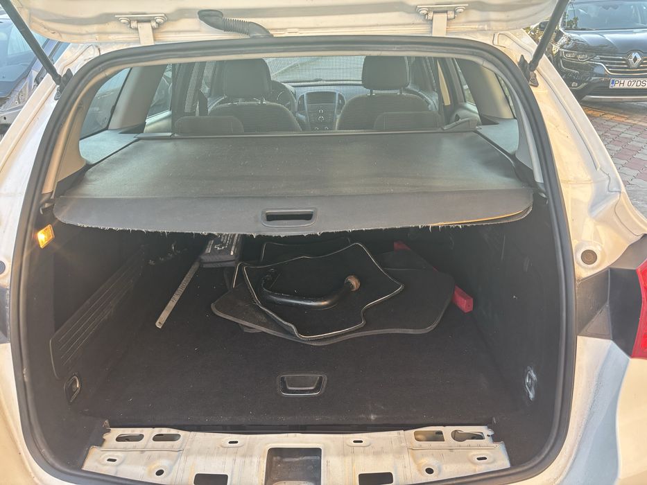 Mochetă portbagaj Opel Astra j sport tourer break 2018