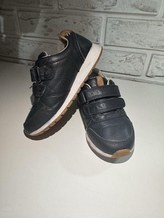 Кроссовки кожаные Clarks 25,5 размер