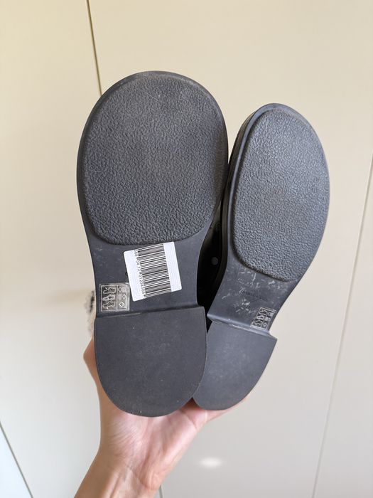 Новые высокие ботинки Charles & Keith