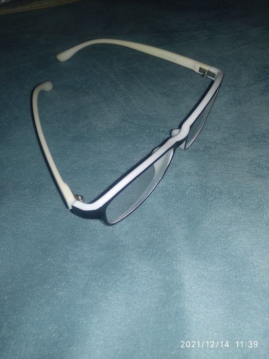 Продам оправу для очков. Подростковые.