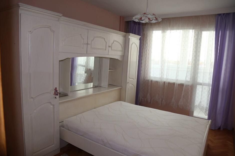 Дава се под наем Четиристаен апартамент в София, Красно село - 100 кв.м за 700 € - Снимка #3