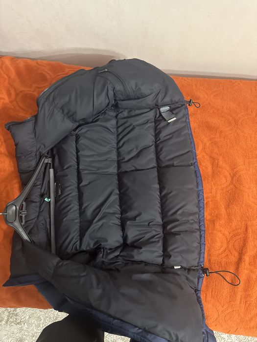 North face Куртка черно-синий М размер оригинал