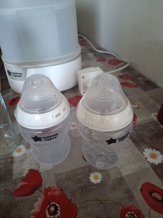 Biberoane bebelusi noi