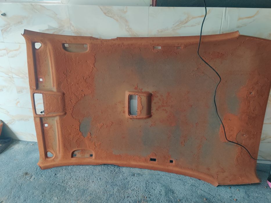 Retapitare plafon auto și fete usi