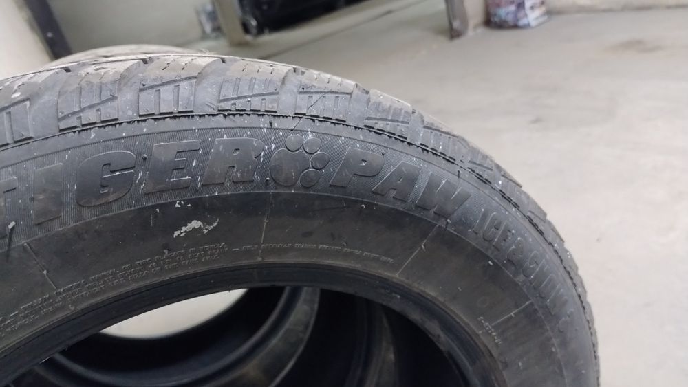 Гуми с шипове Uniroyal Tiger paw Snow & ice