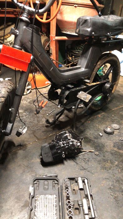 Vând sau schimb Piaggio SI cu IPhone!