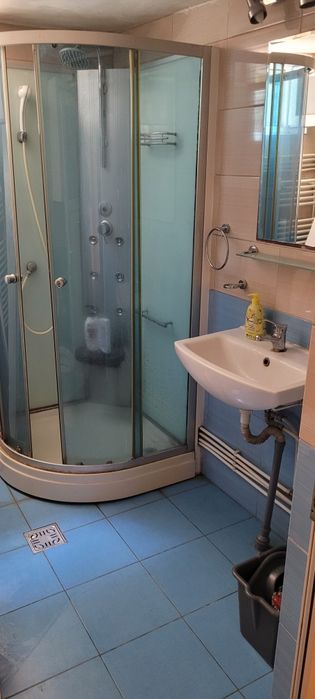 Inchiriez apartament la casa zona Manastirii Sfantul Ioan Suceava