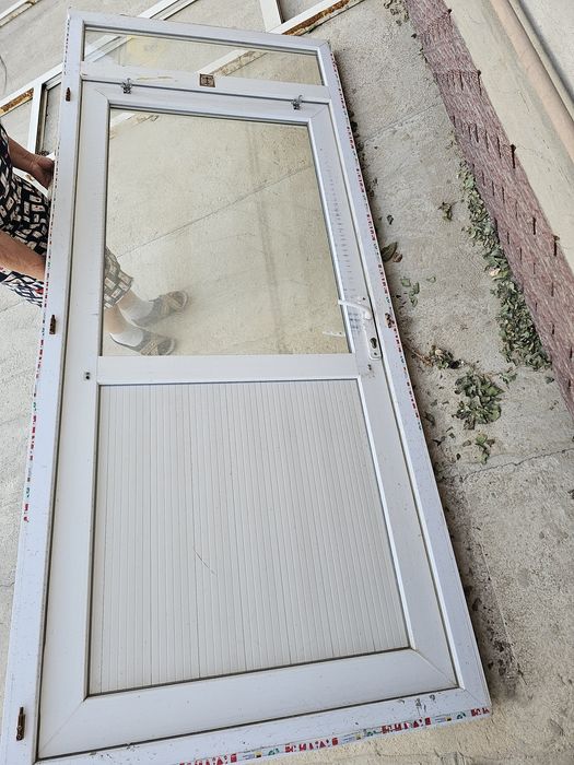 Витраж стеклянный для прихожей