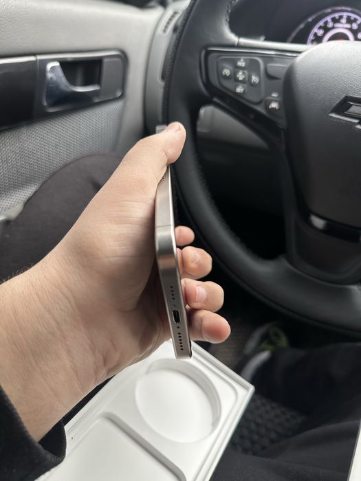 iPhone 15 pro max 256 GB