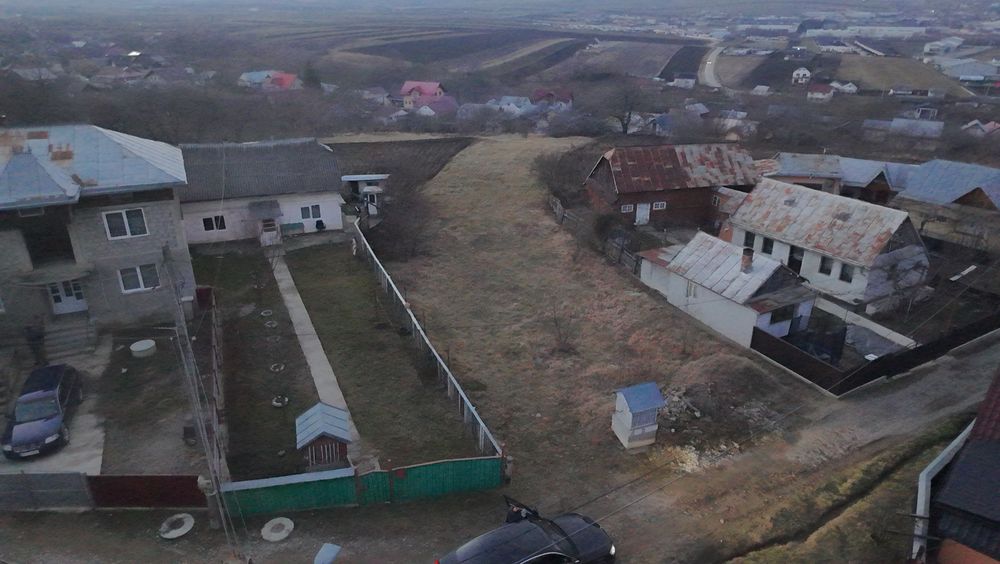 Teren intravilan 12 ari  Zonă  sf ilie