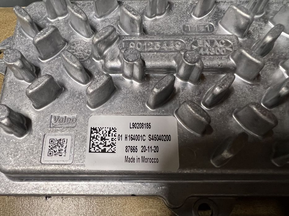 Calculator modul droser far led Peugeot 3008 5008 II Original